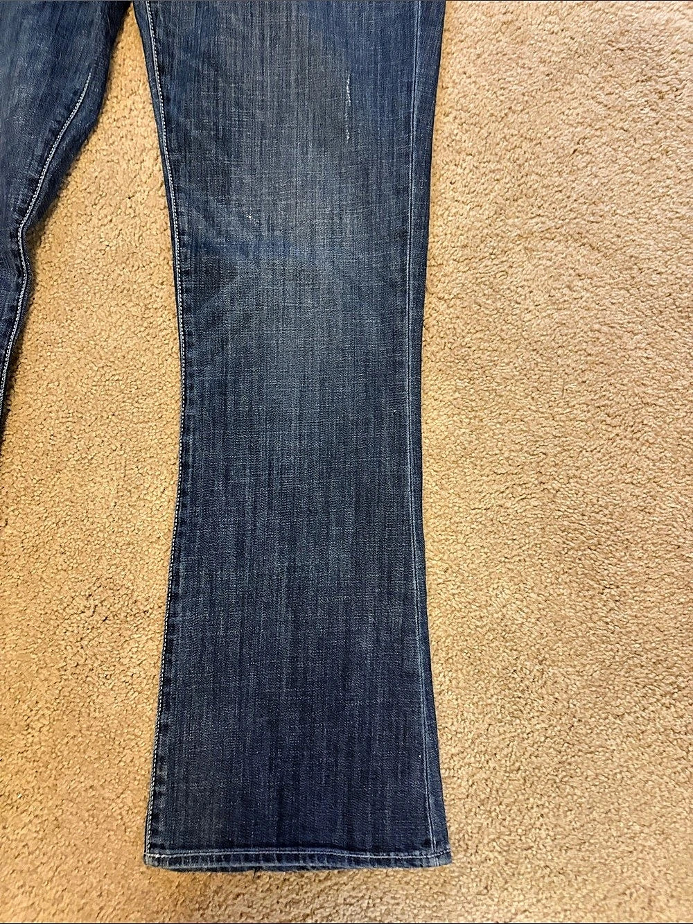 Rock & Republic Kasandra Flare Jeans in Blue - Picture 5 of 13
